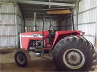 MF590 Tractor only 800hrs,